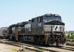 NS 9332 & 2843 working a train in Glenwood Yard